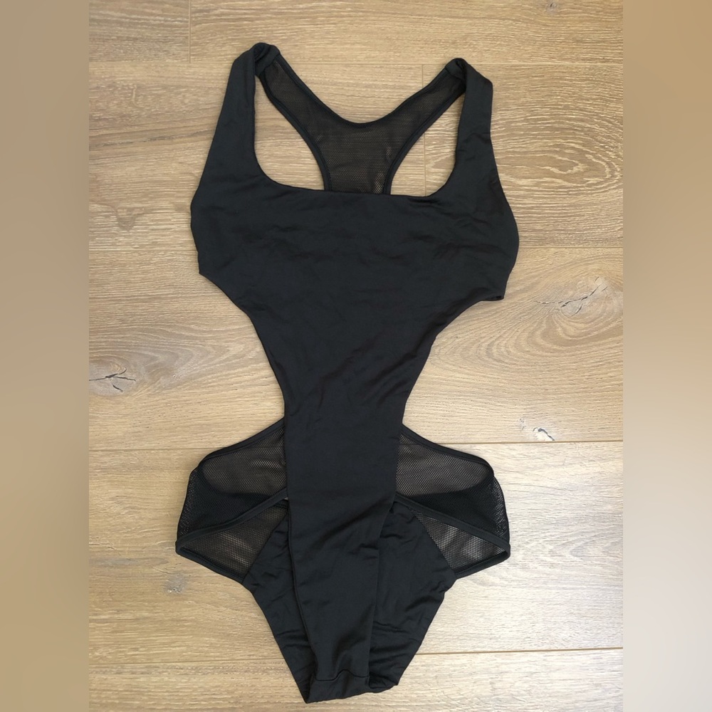 Blue life swimsuit size xs